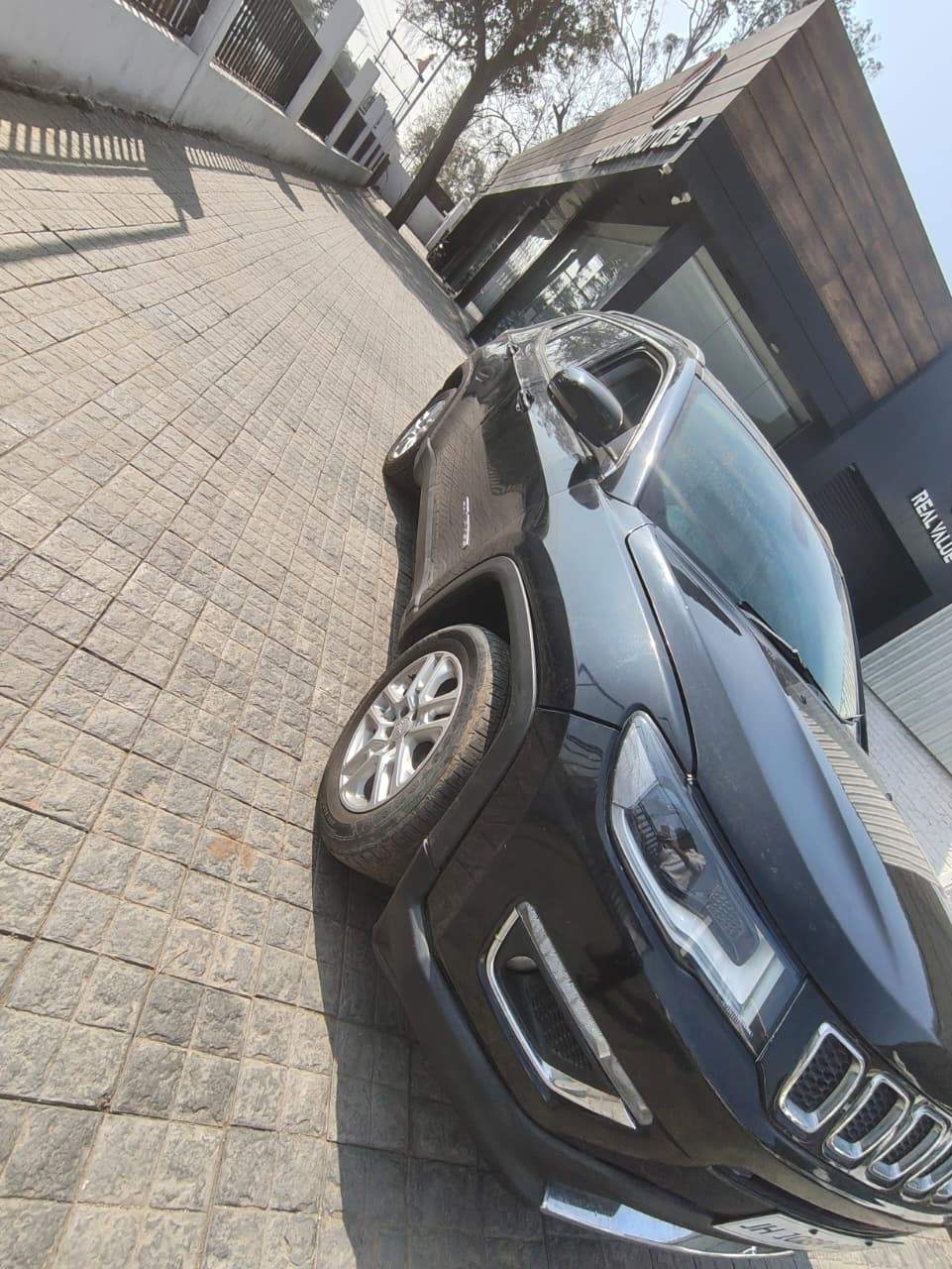 Jeep Compass - View 2