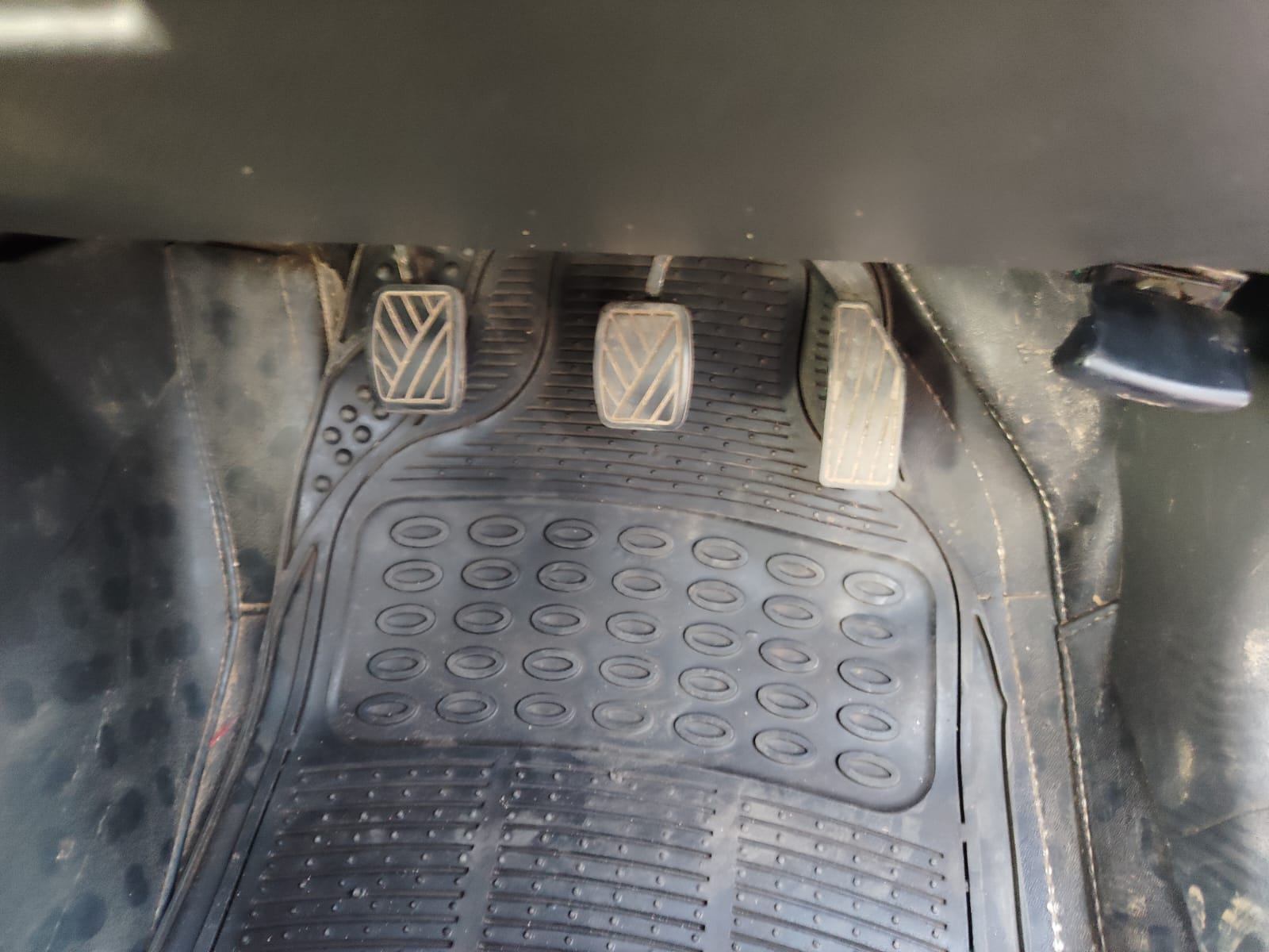 Maruti Brezza - View 9