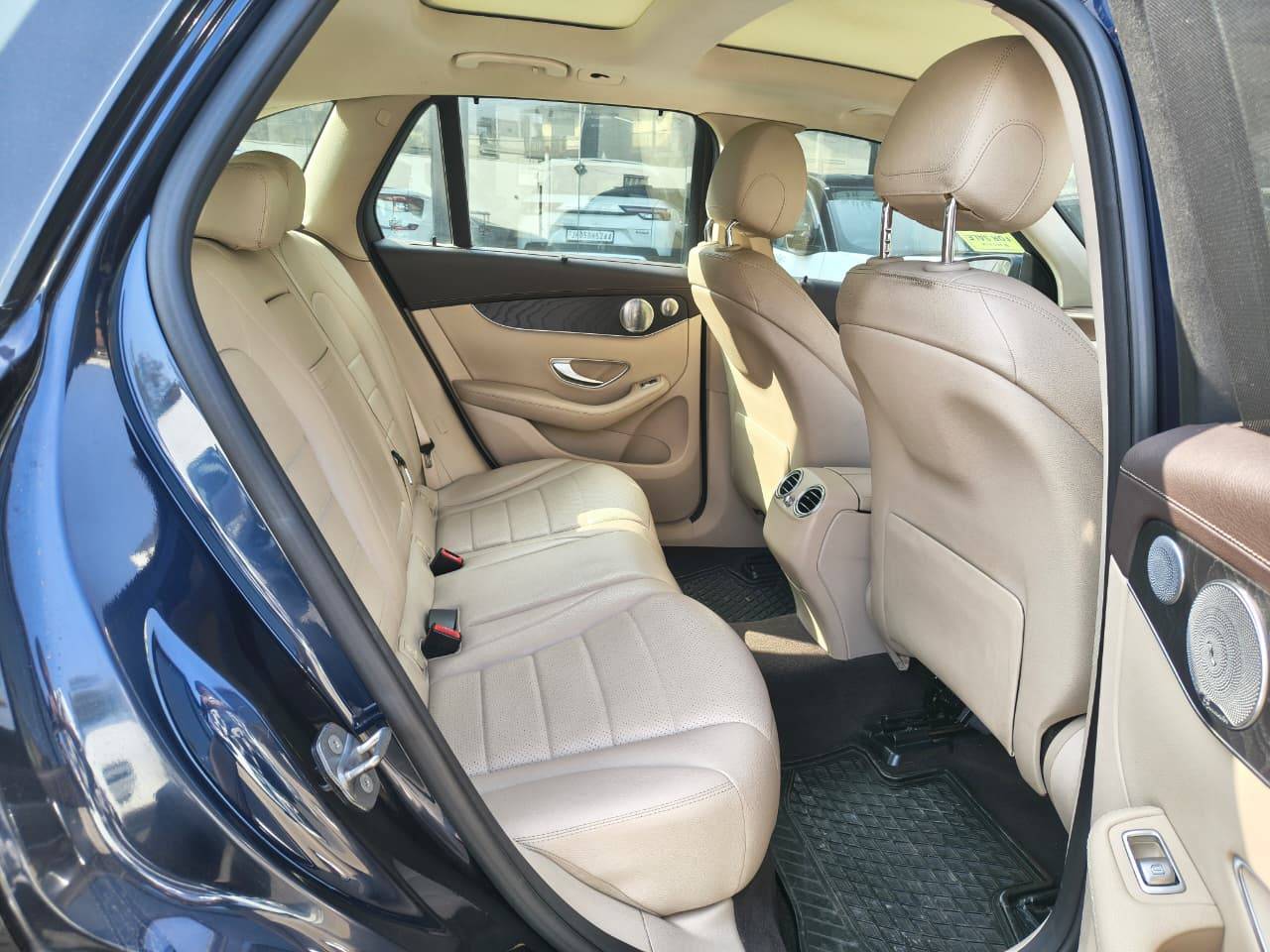 Mercedes GLC - View 6