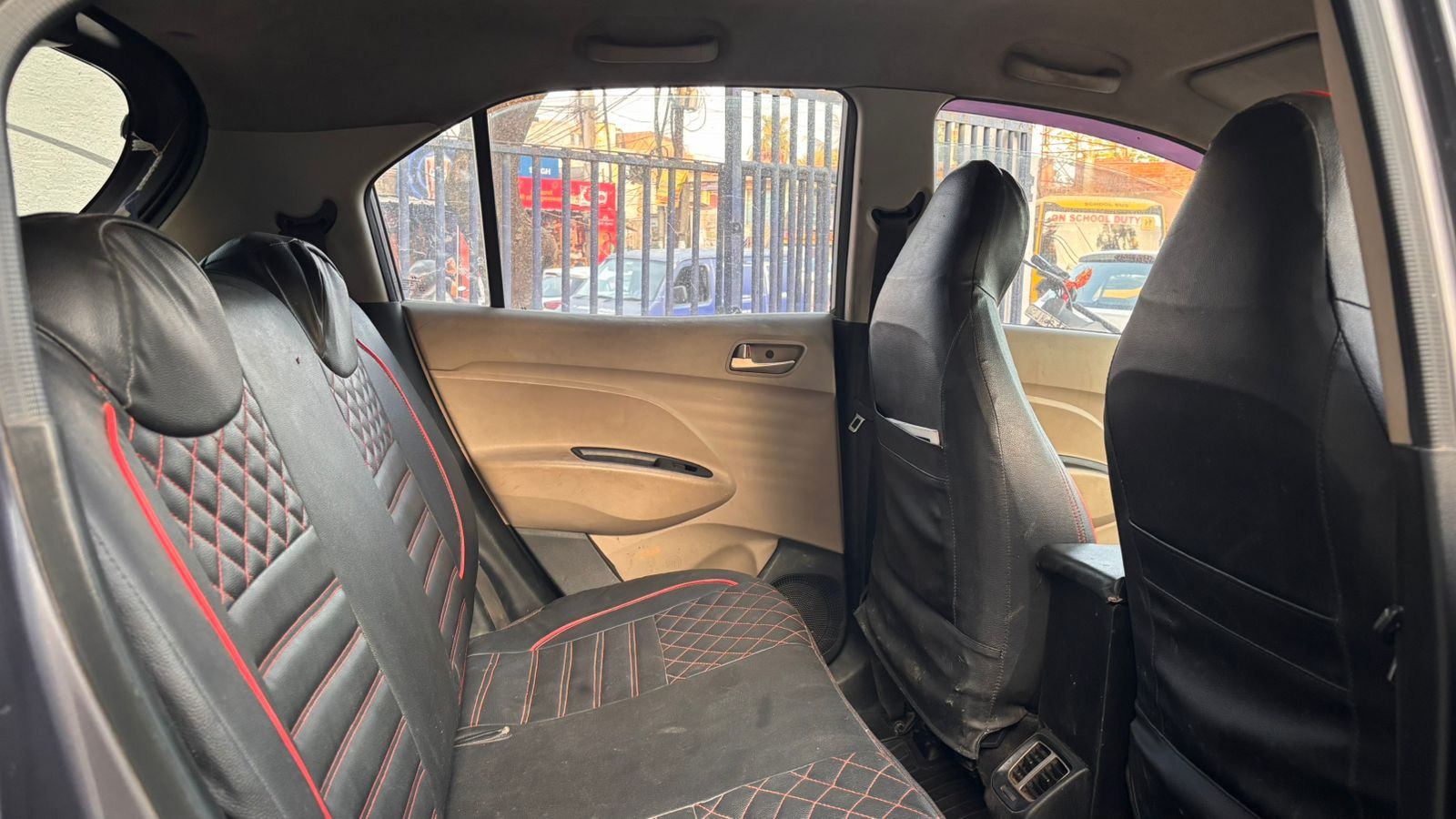 Hyundai Santro - View 6