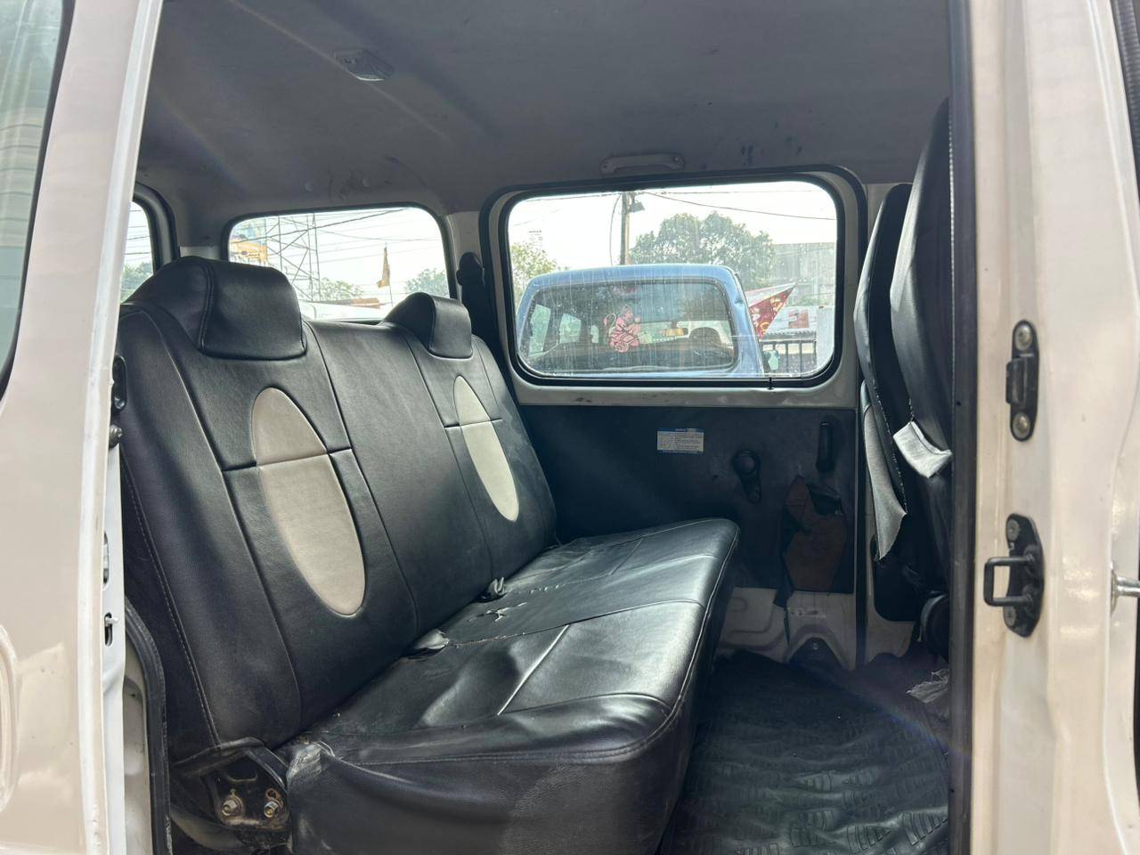 Maruti Eeco - View 6