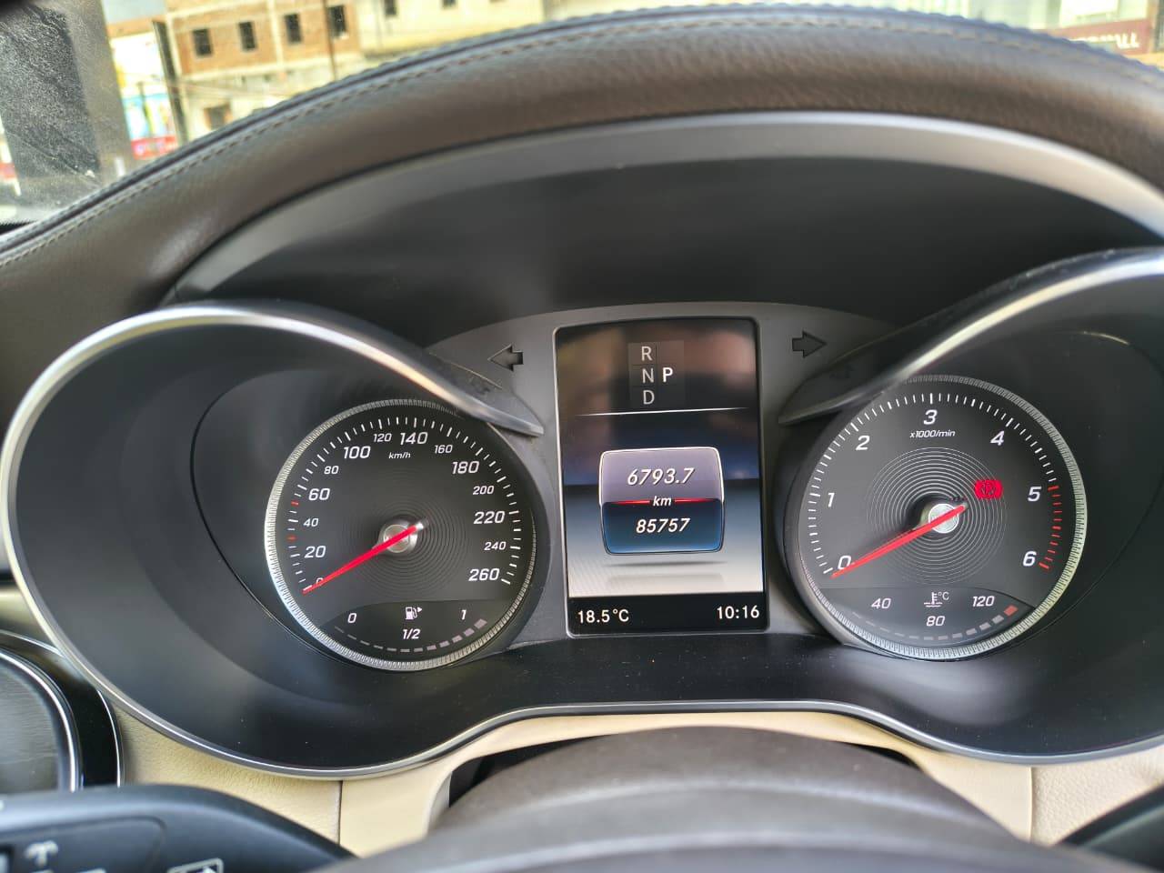 Mercedes GLC - View 9