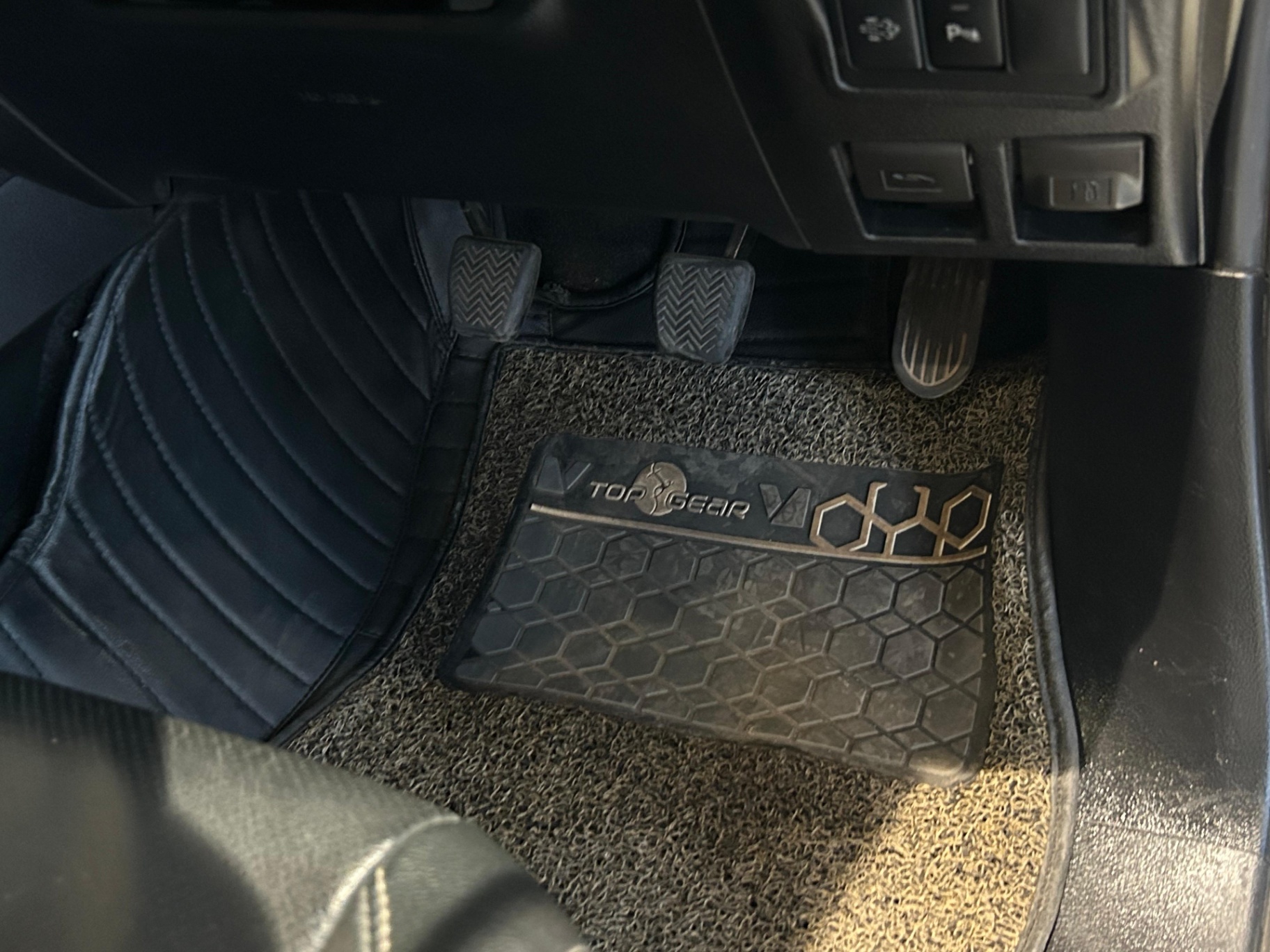 Toyota Innova Crysta - View 11