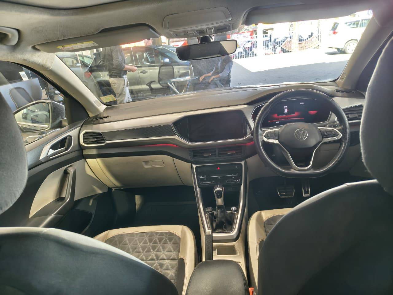 Volkswagen Taigun - View 8