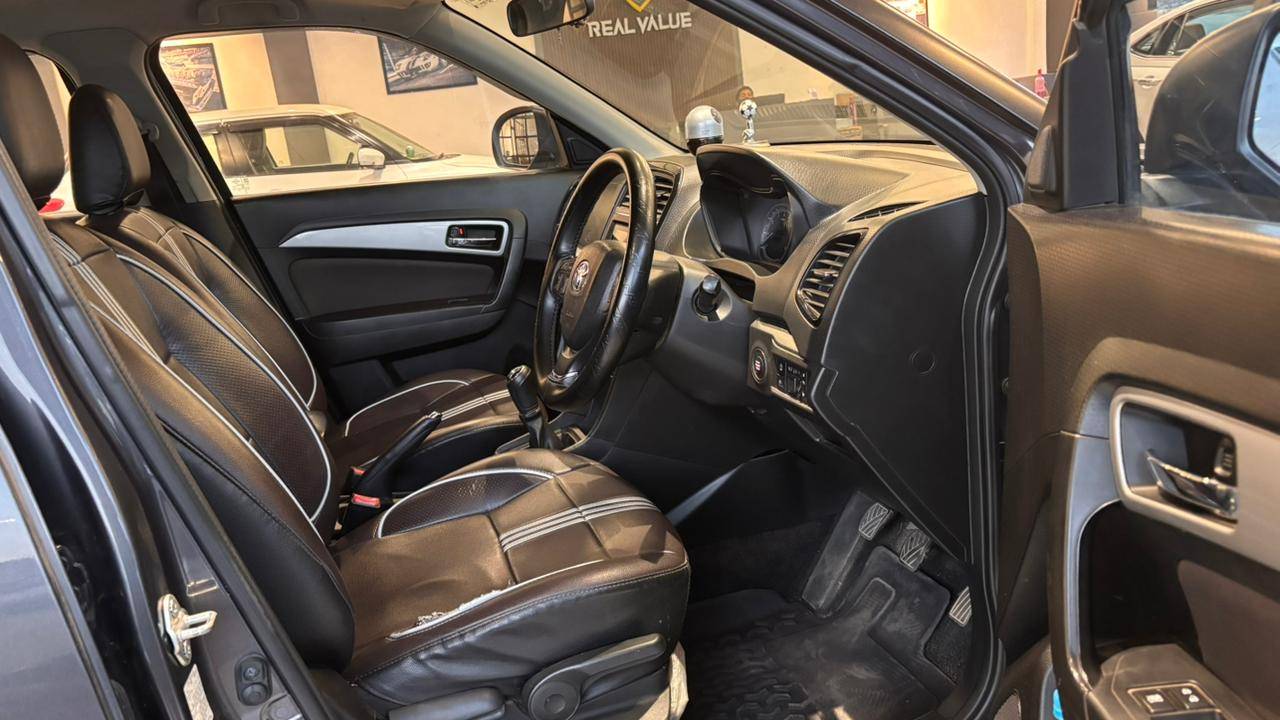 Toyota Urban Cruiser - View 5