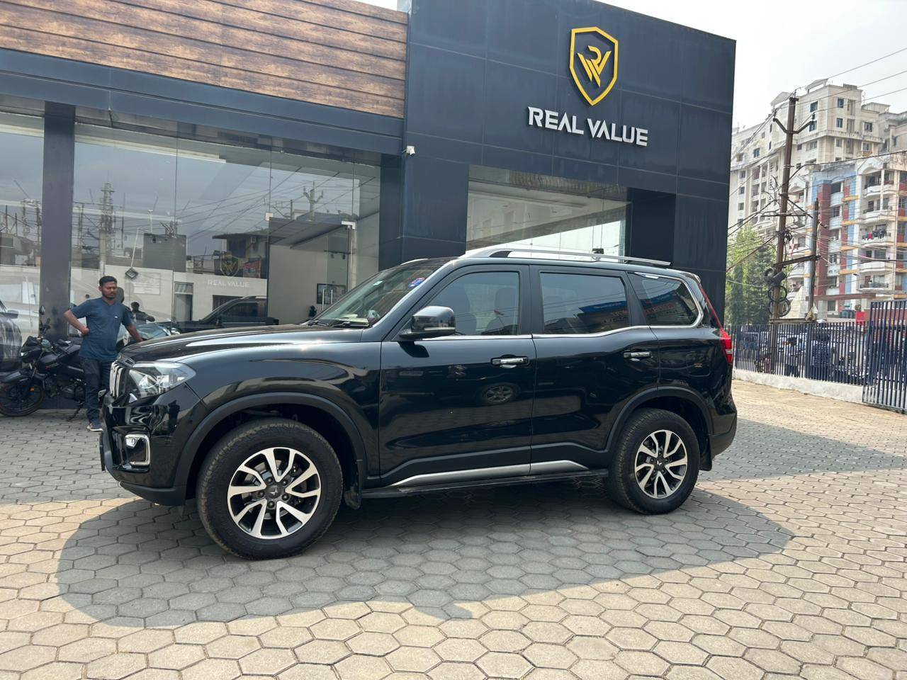 Mahindra Scorpio N - View 3