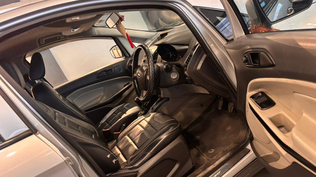 Ford Ecosport - View 5