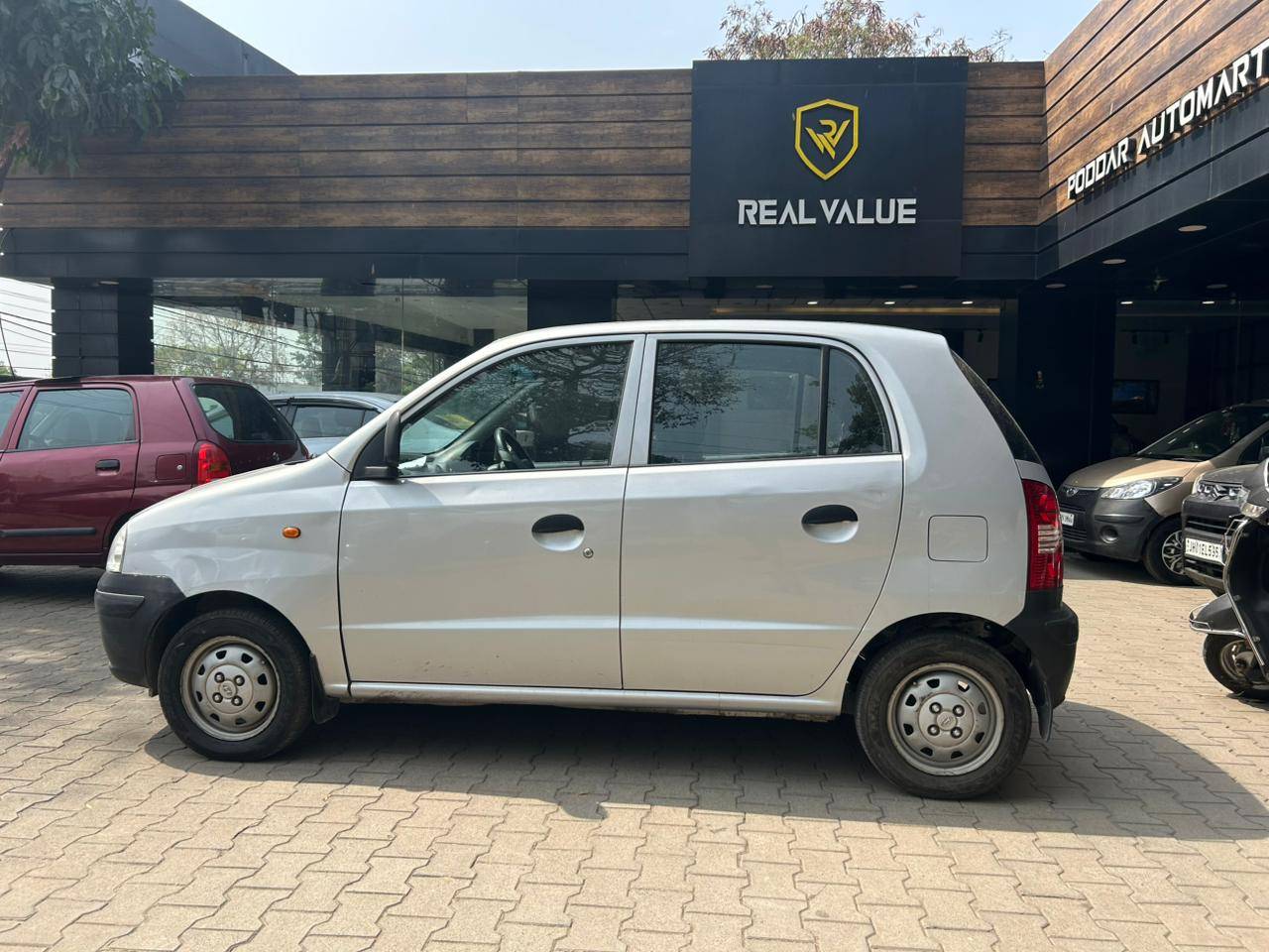 Hyundai Santro - View 3