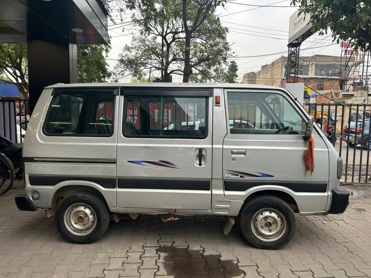 Maruti Omni - View 2