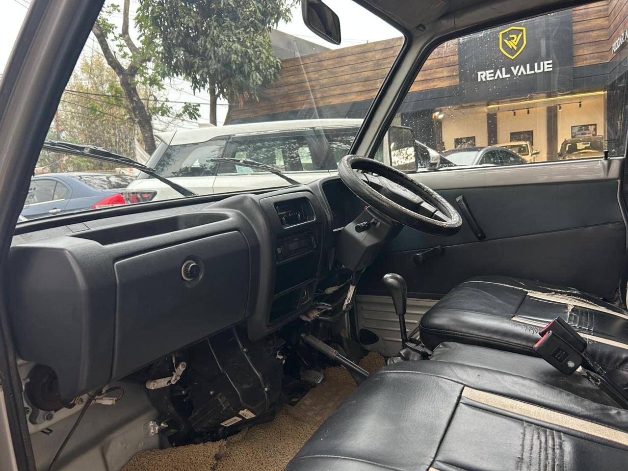 Maruti Omni - View 5