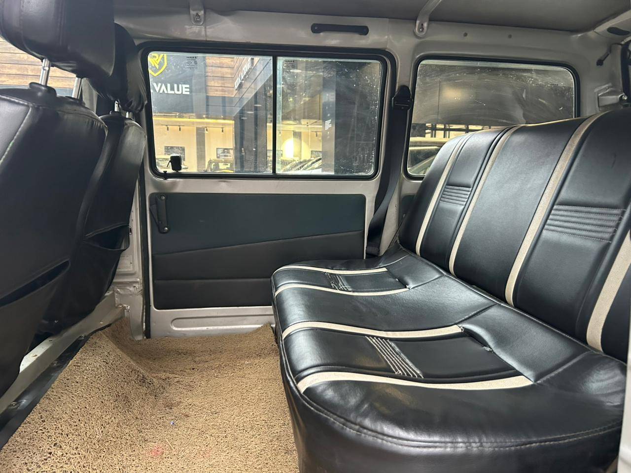 Maruti Omni - View 6