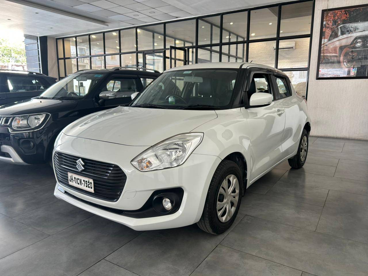 Maruti Swift - View 3