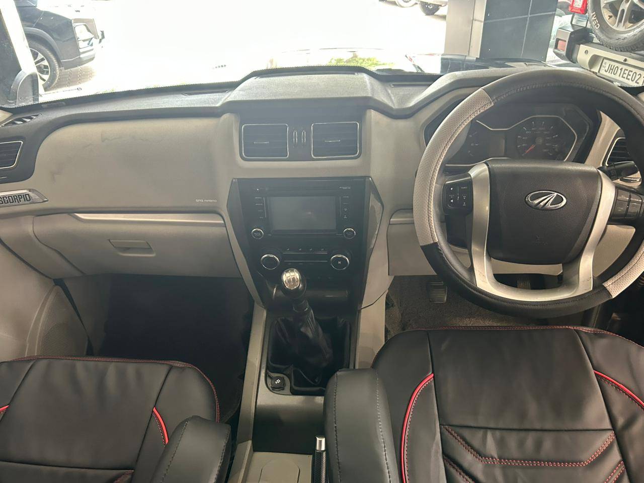 Mahindra Scorpio - View 7