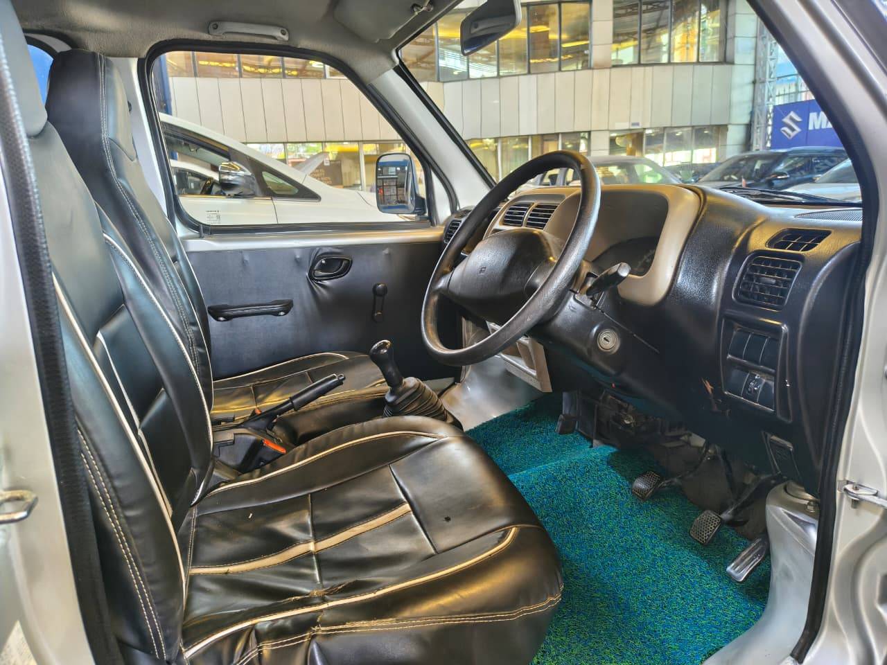 Maruti Eeco - View 5