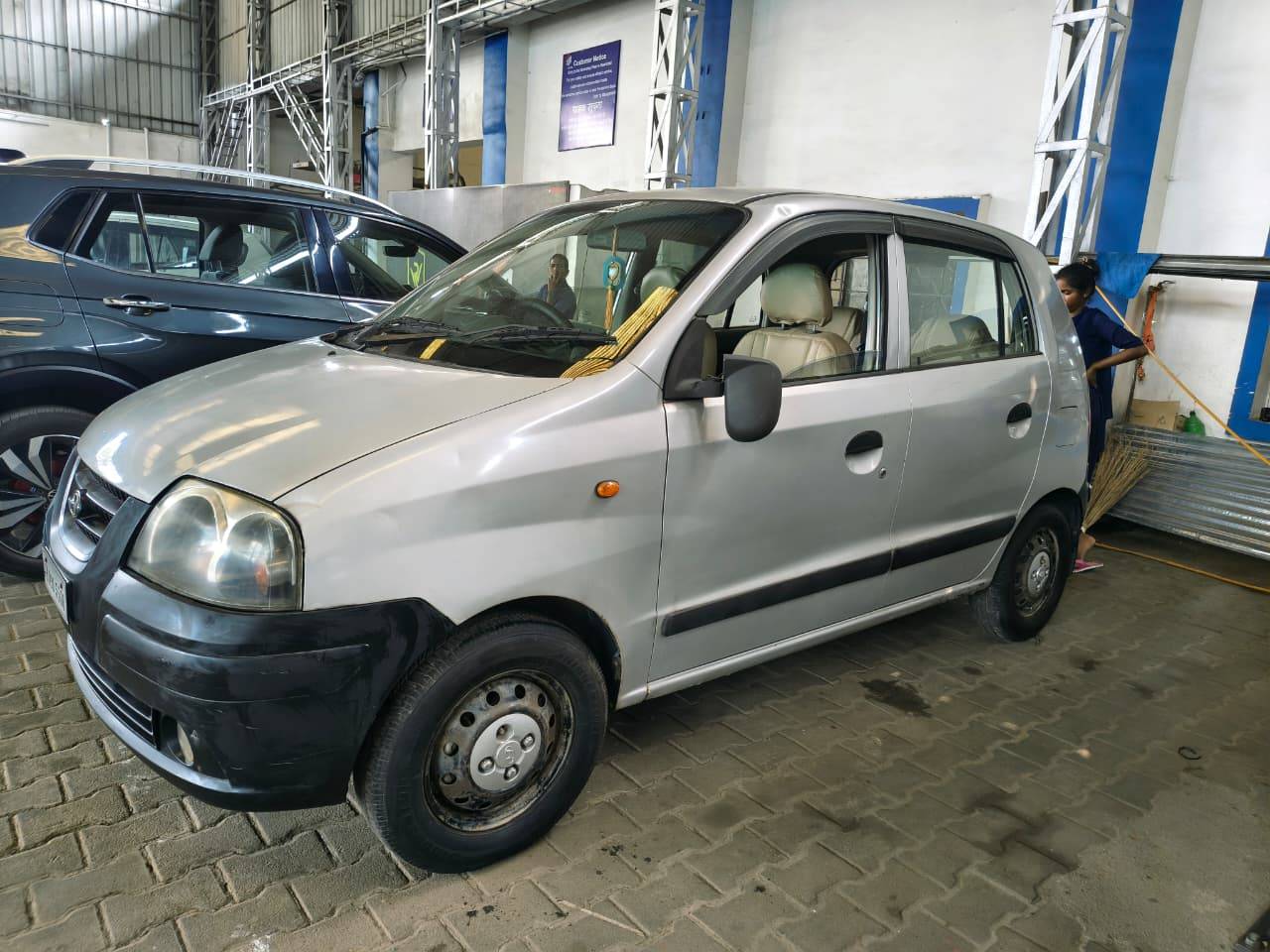 Hyundai Santro - View 3