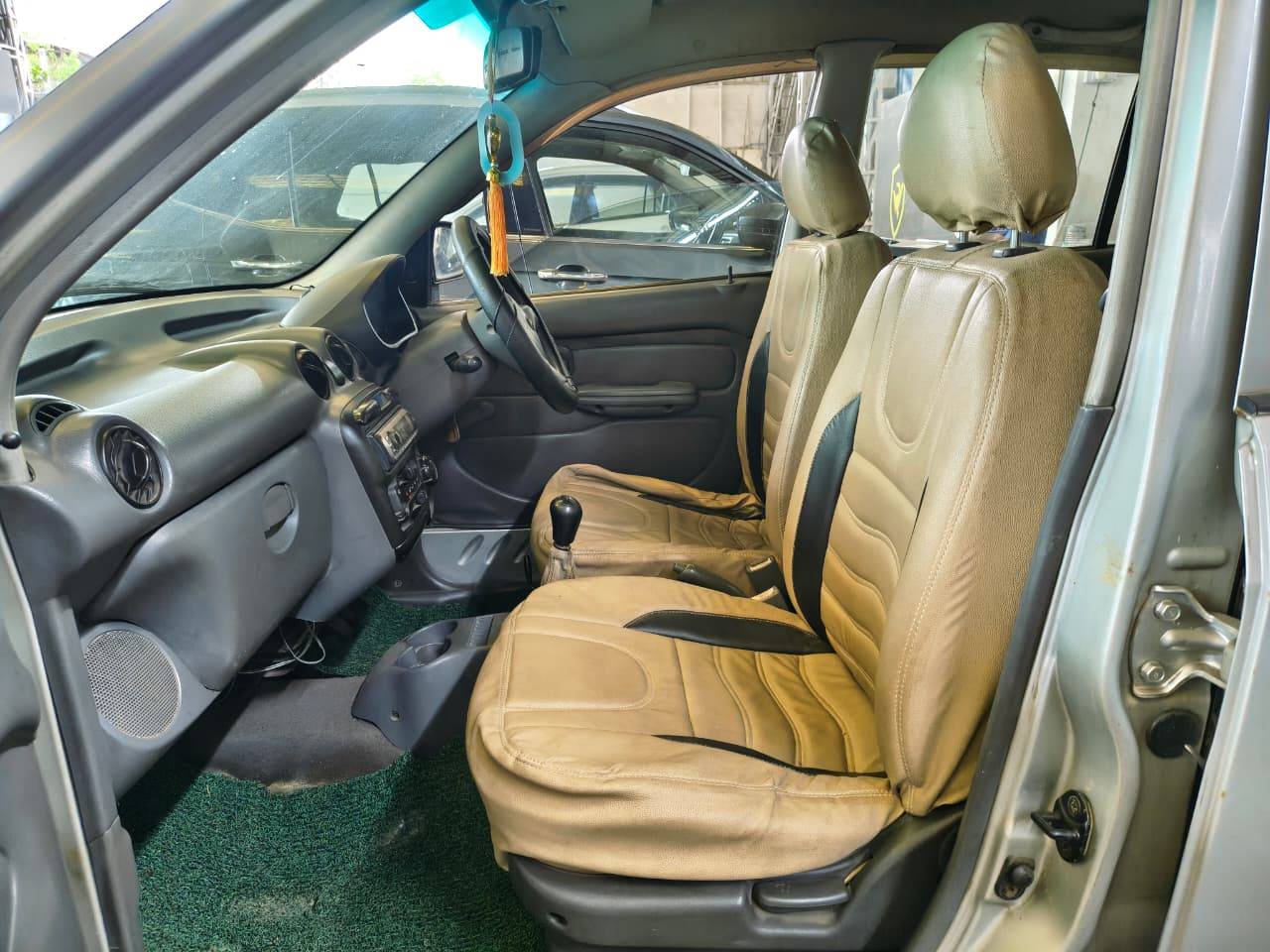 Hyundai Santro - View 6