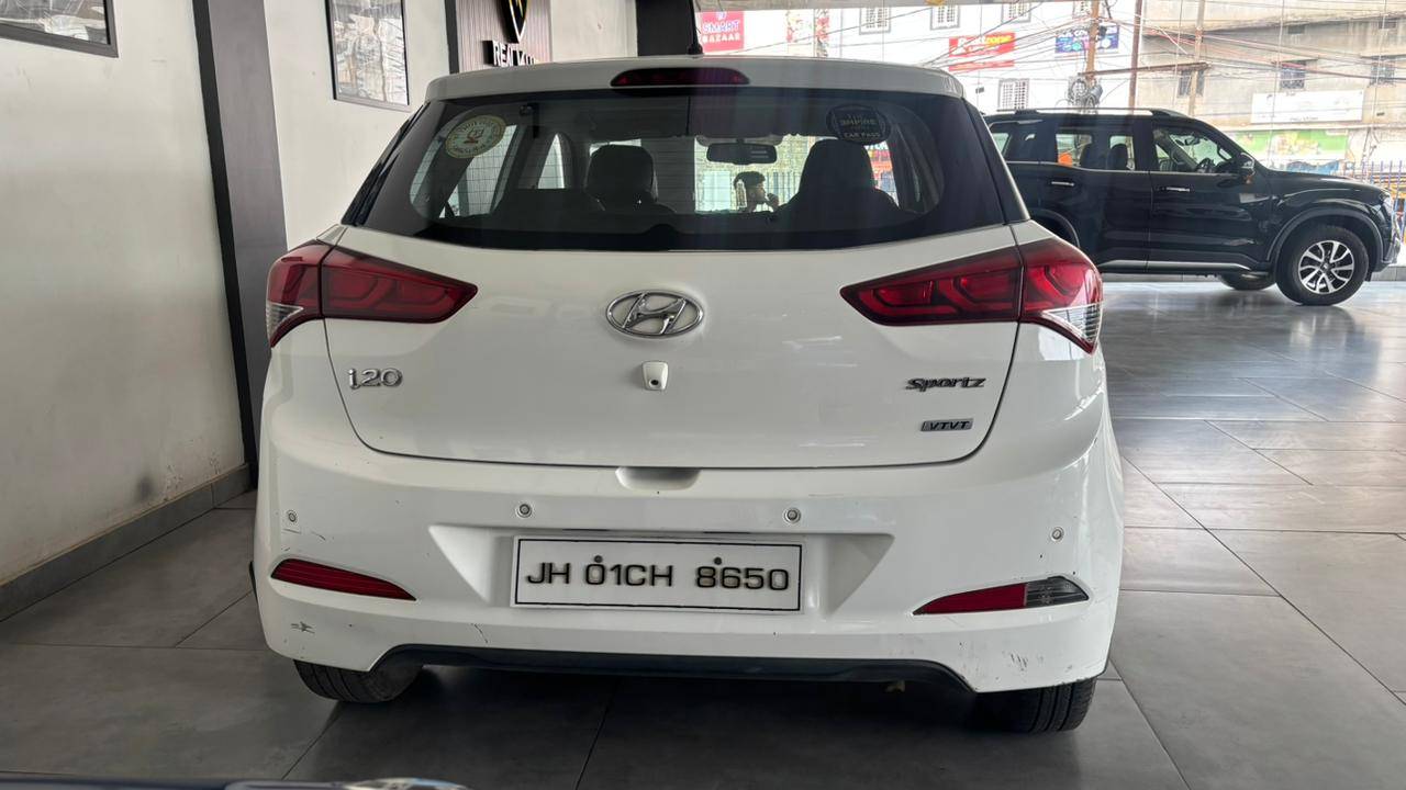 Hyundai I20 - View 5