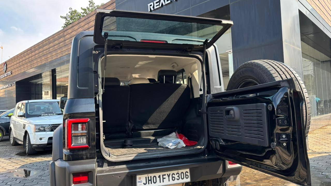 Mahindra Thar Roxx - View 8