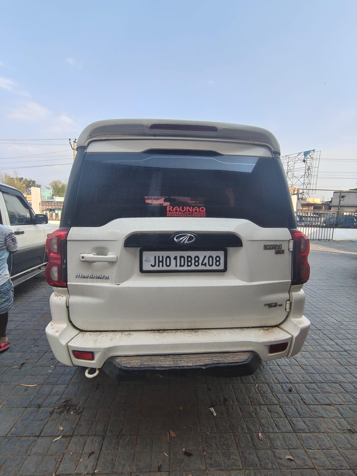 Mahindra Scorpio - View 4