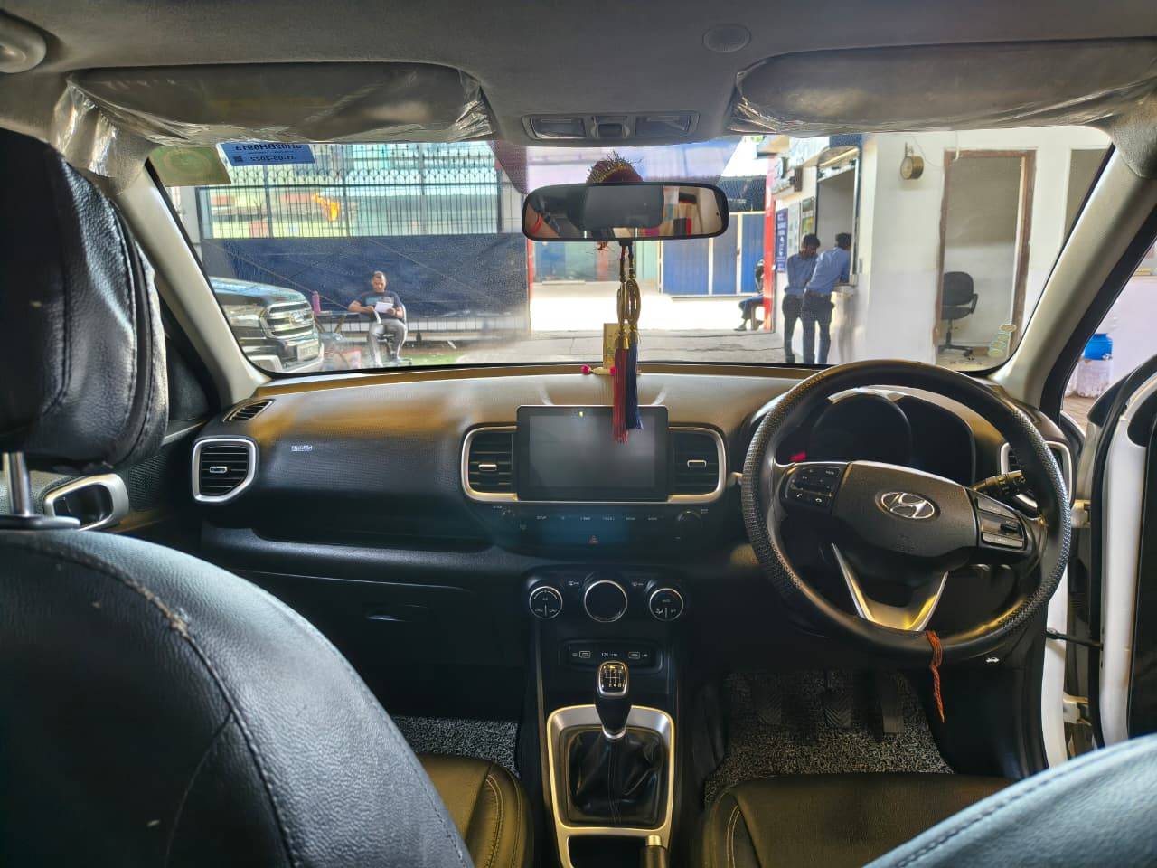 Hyundai Venue - View 7