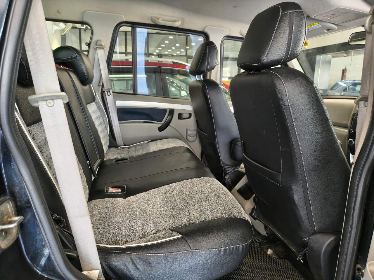 Mahindra Scorpio - View 4