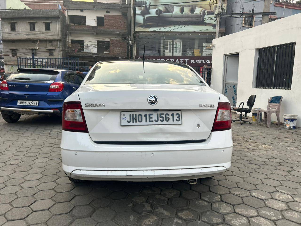 SKODA RAPID - View 4