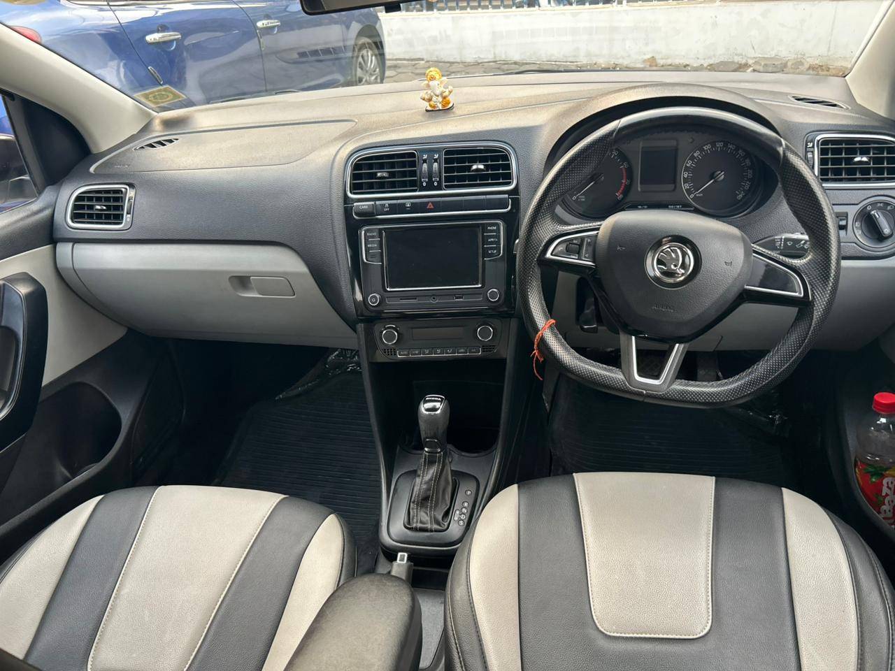 SKODA RAPID - View 5