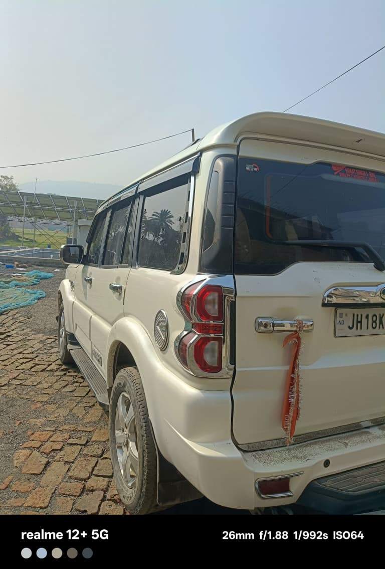 Mahindra Scorpio - Photo 7