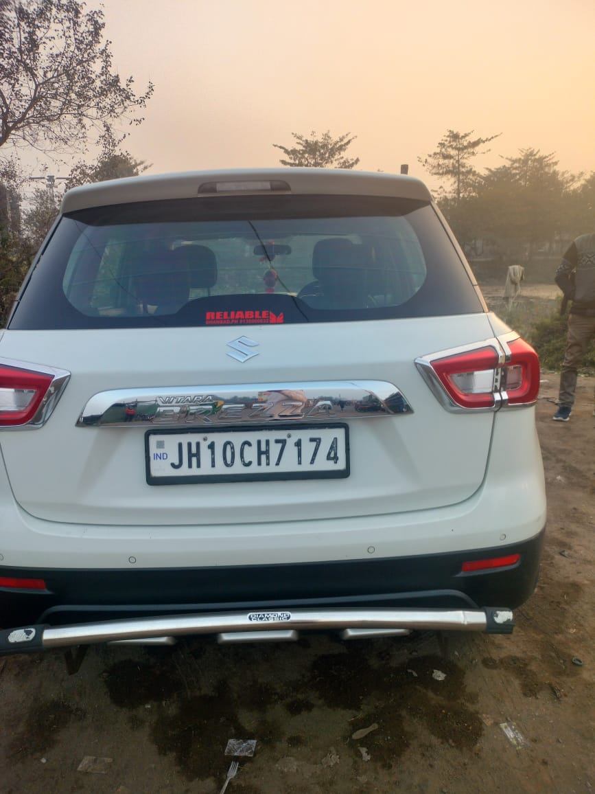 Maruti Suzuki Brezza - Photo 2