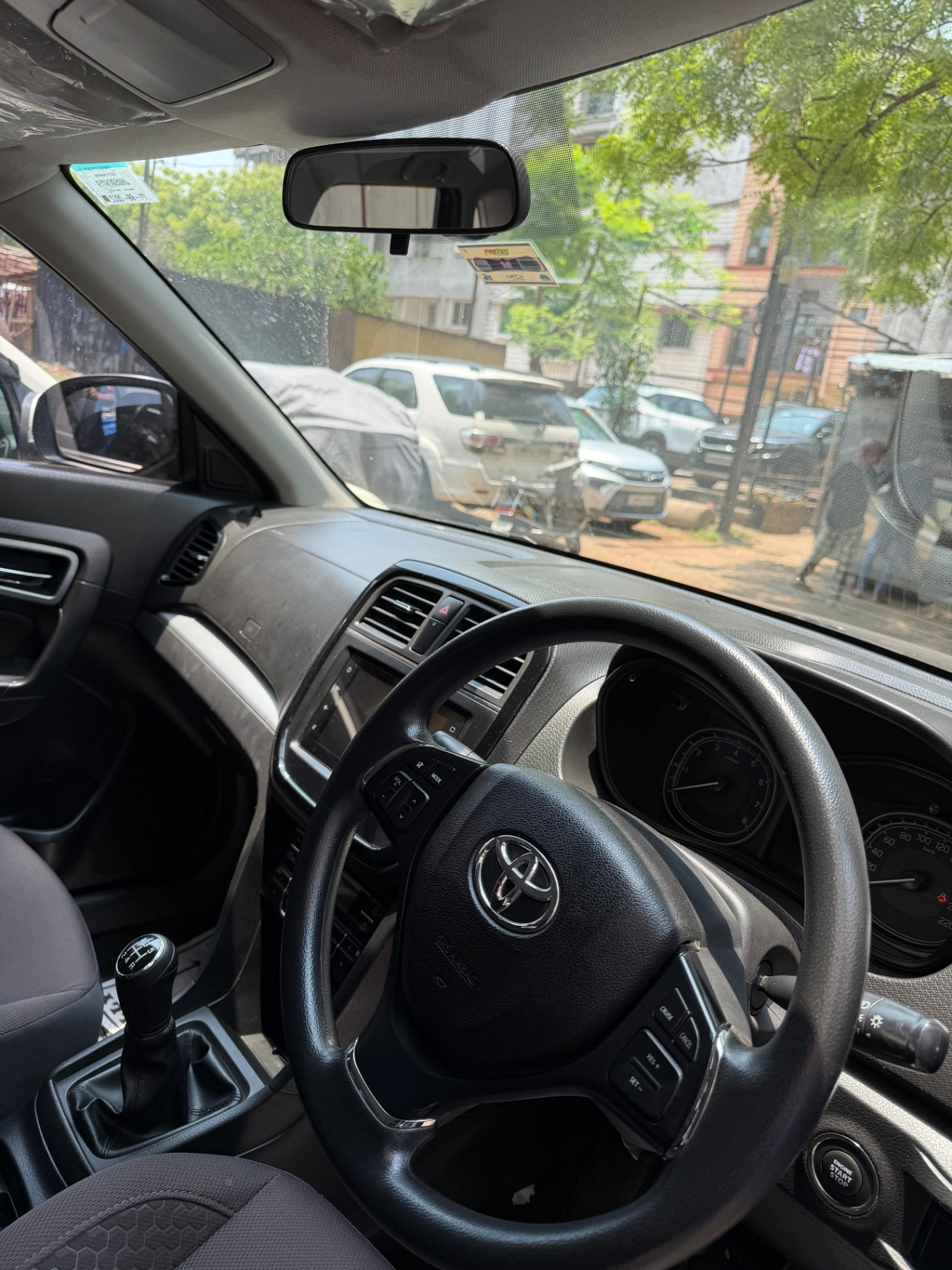 Toyota Urban Cruiser - Photo 4