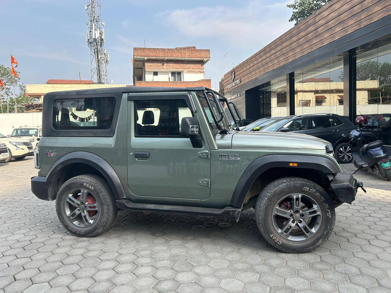 MAHINDRA THAR  LXD - View 2