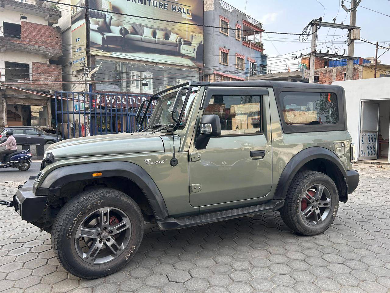 MAHINDRA THAR  LXD - View 3