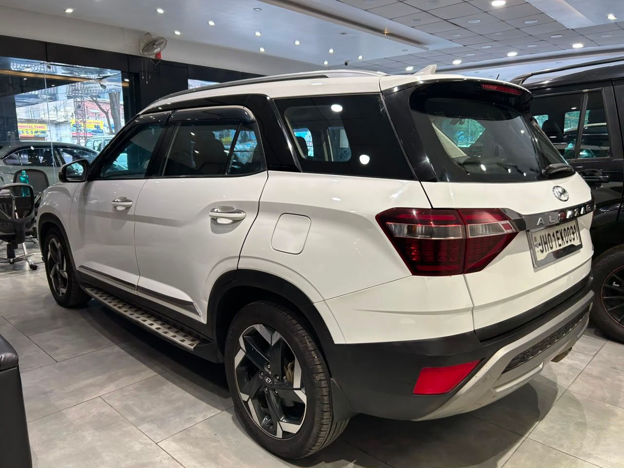 HYUNDAI ALCAZAR - View 5