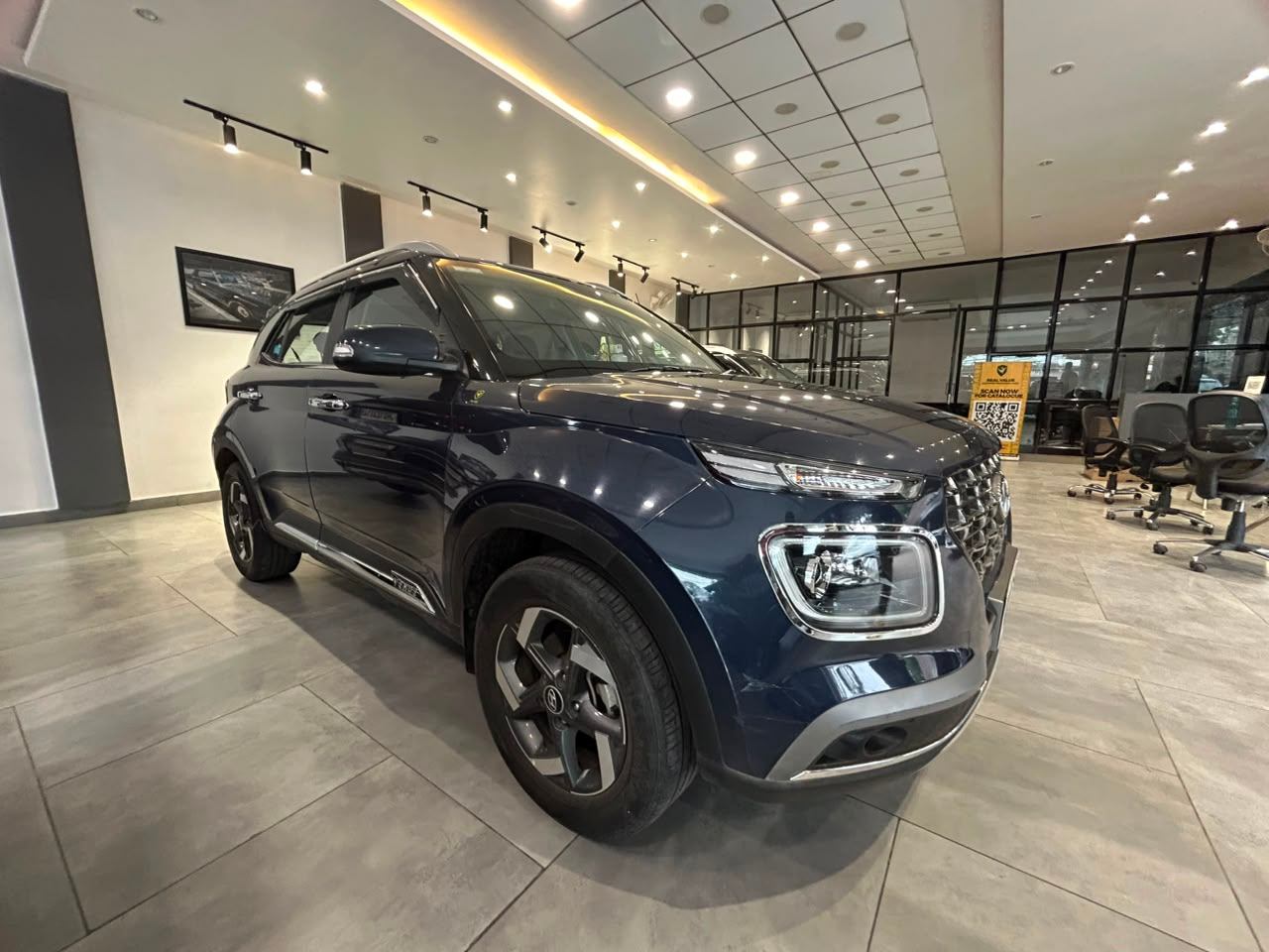 HYUNDAI VENUE - View 2