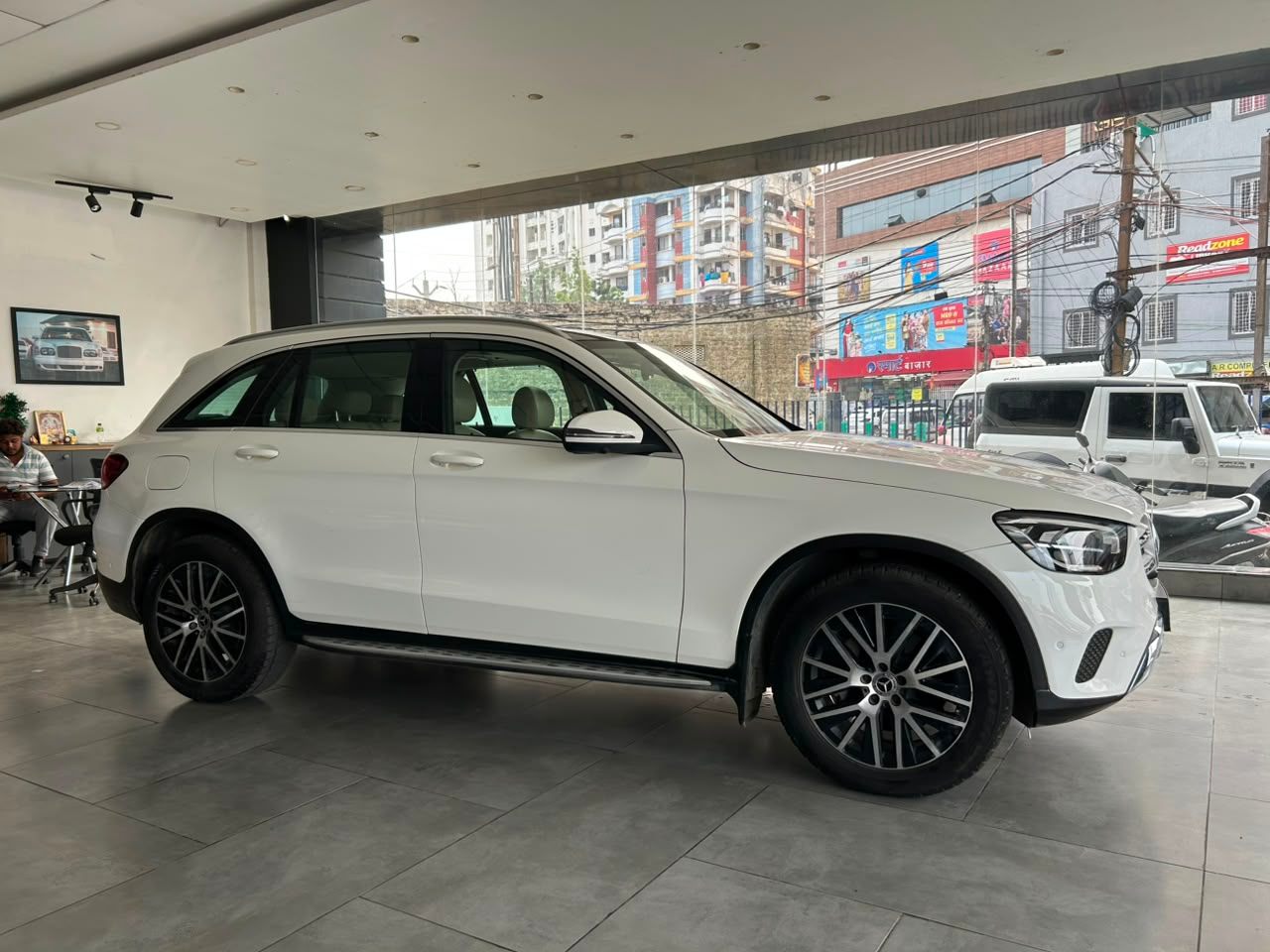 MERCEDES BENZ GLC 220 D - View 2