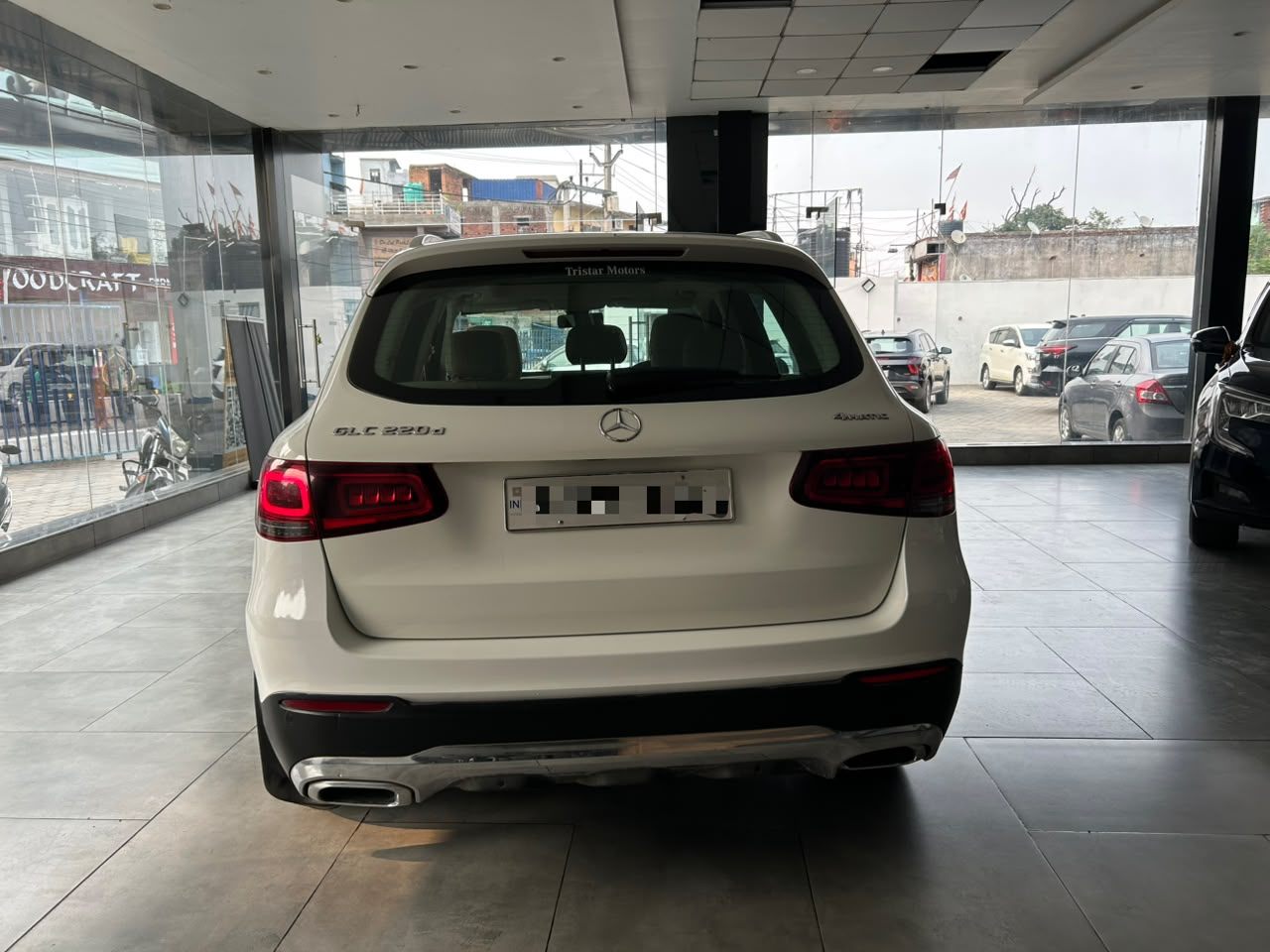 MERCEDES BENZ GLC 220 D - View 4