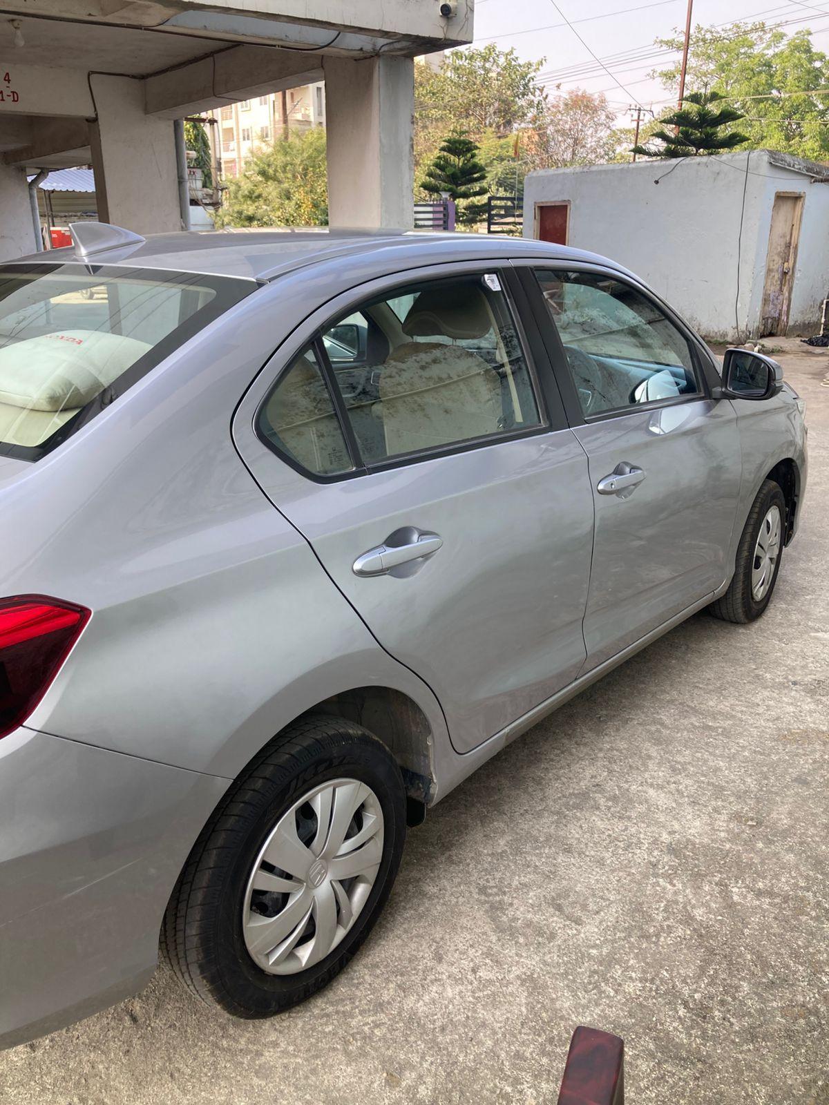 Honda Amaze - Photo 7