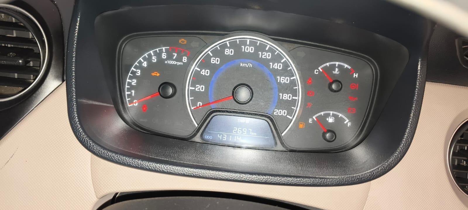 Hyundai Grand i10 - Photo 4