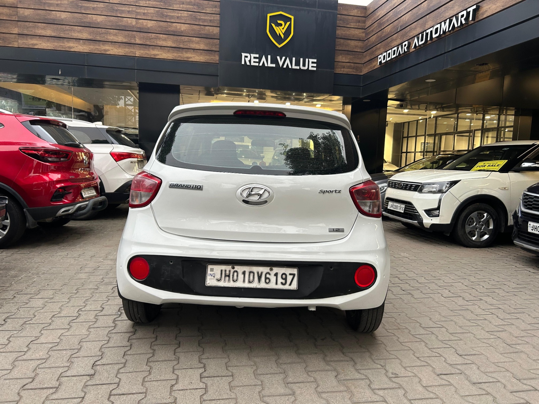 Hyundai grand i10 - View 4