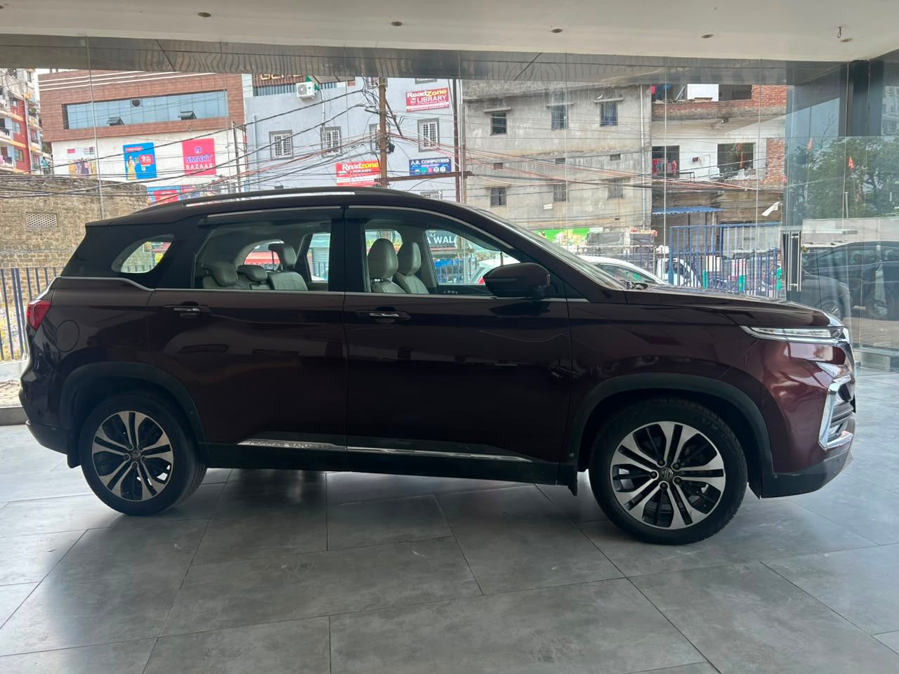 MG HECTOR - View 2