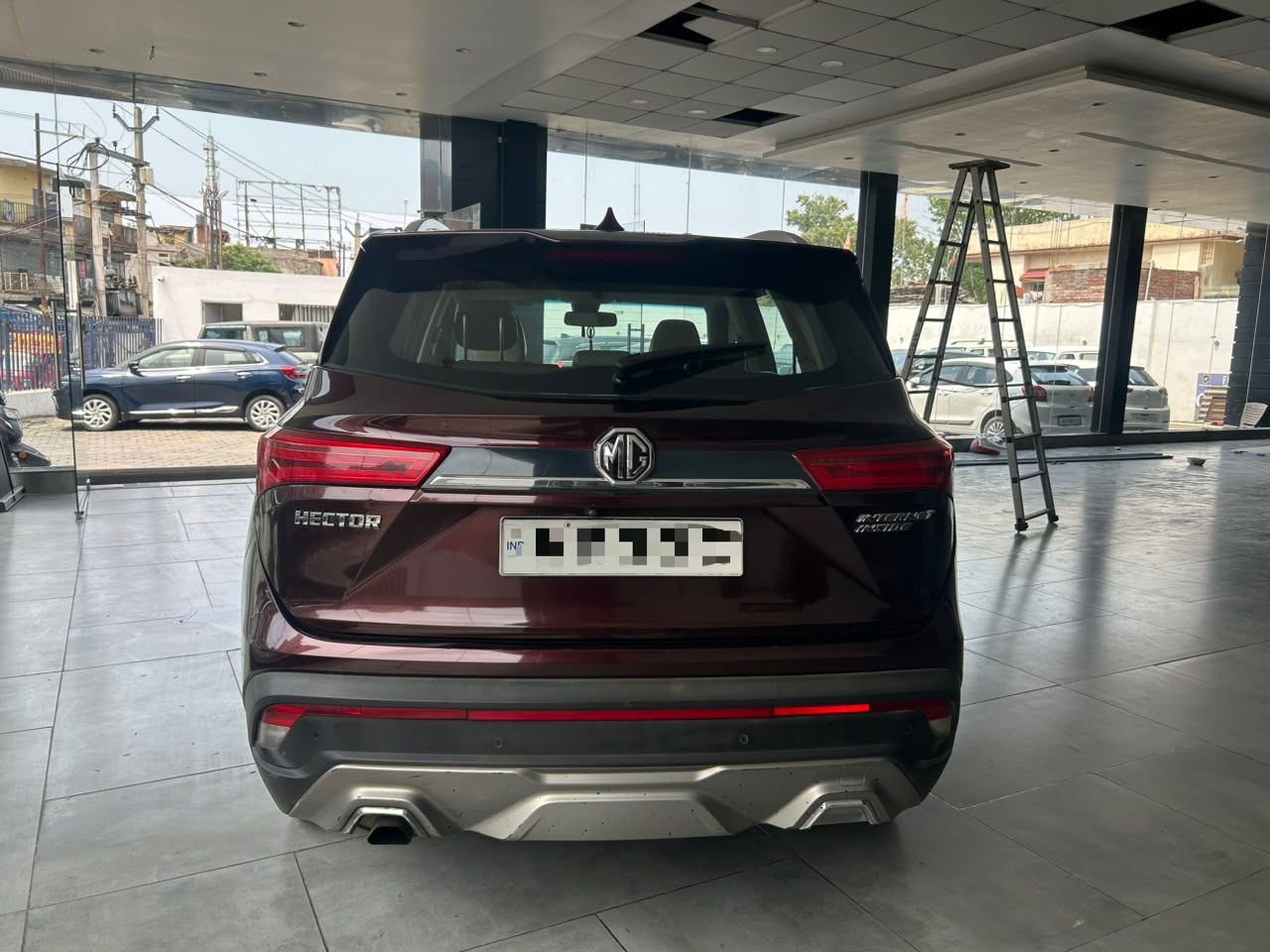 MG HECTOR - View 4