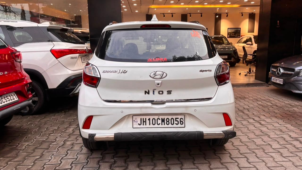 Hyundai Grand i10 - View 4