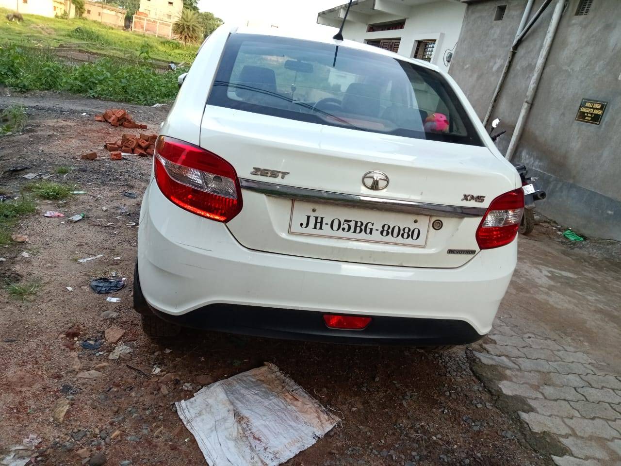 Tata Zest - Photo 3