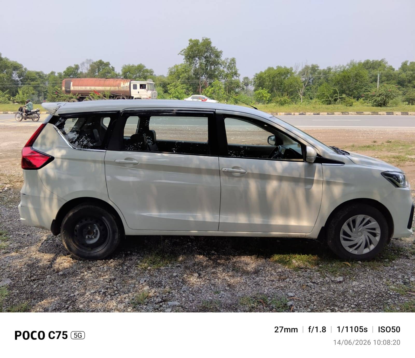 Maruti Suzuki Ertiga - Photo 2