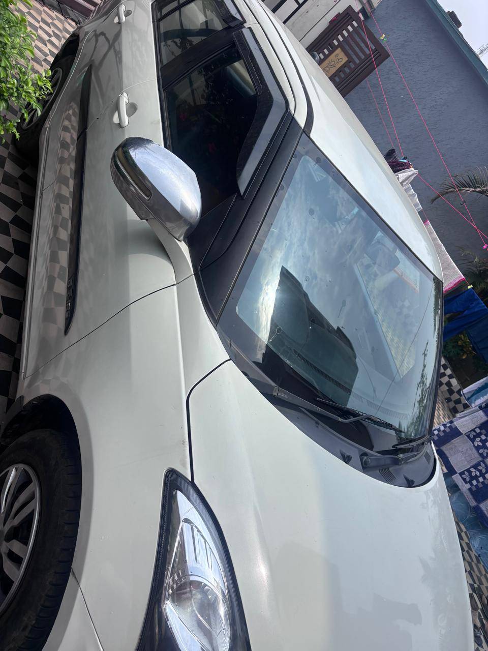 Maruti Suzuki Dzire - Photo 3