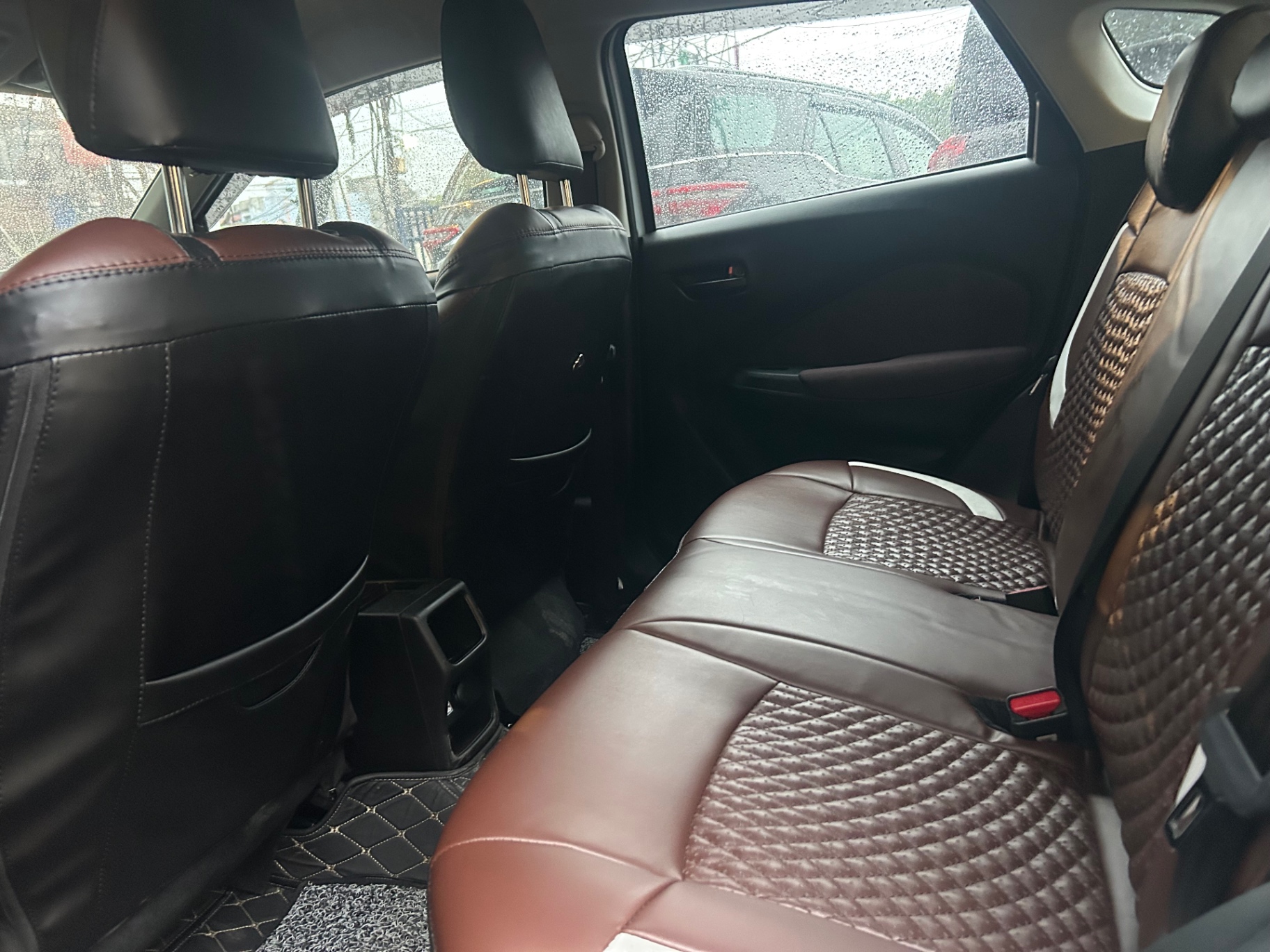 Toyota Urban Cruiser - View 6