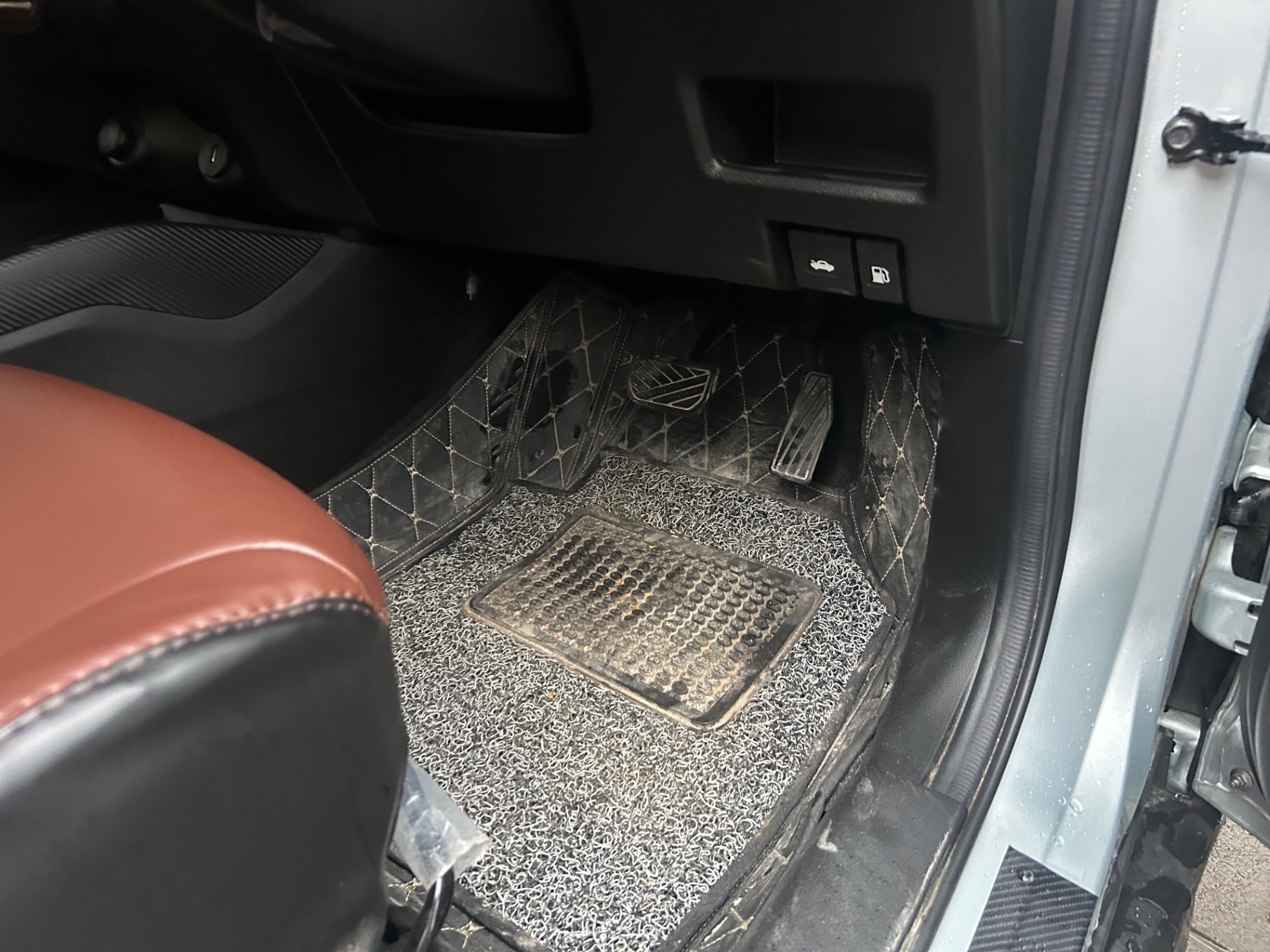 Toyota Urban Cruiser - View 8