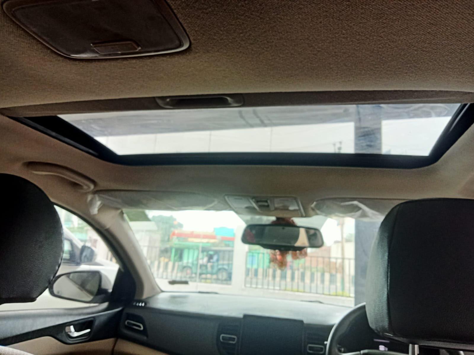 Hyundai Verna - View 7