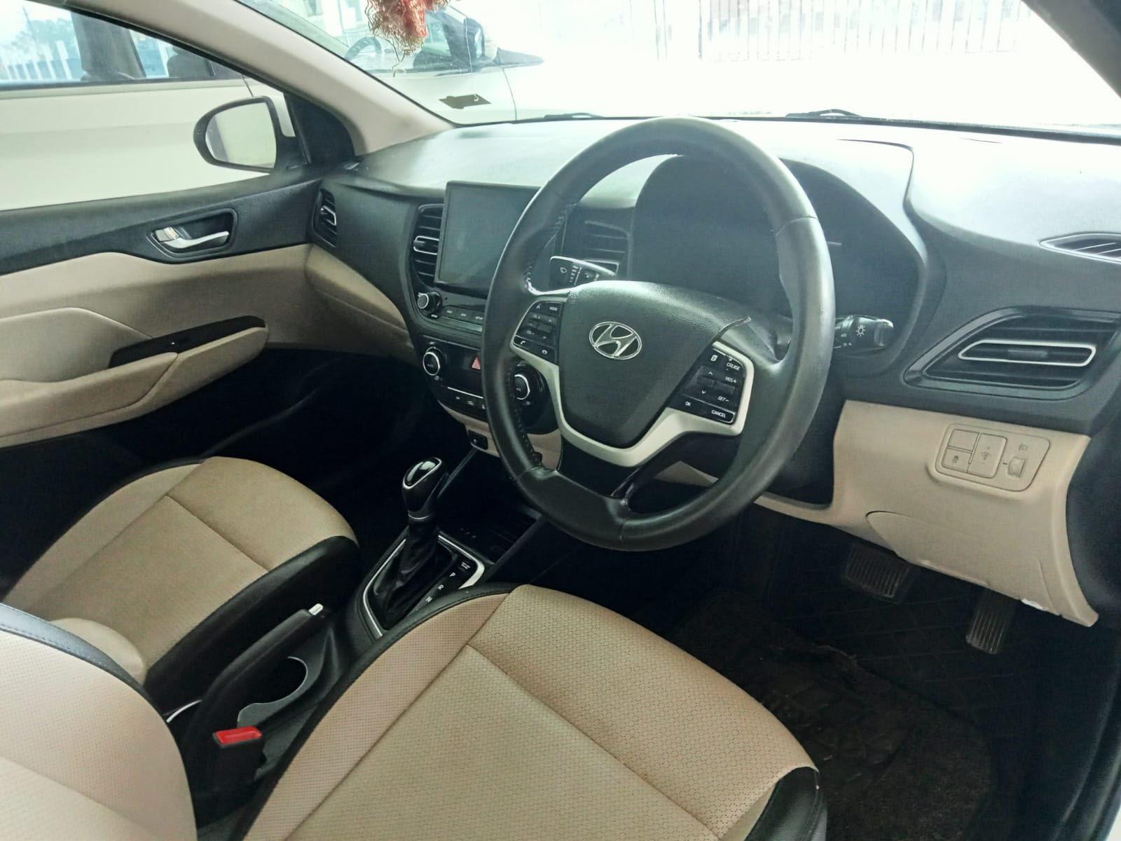 Hyundai Verna - View 9