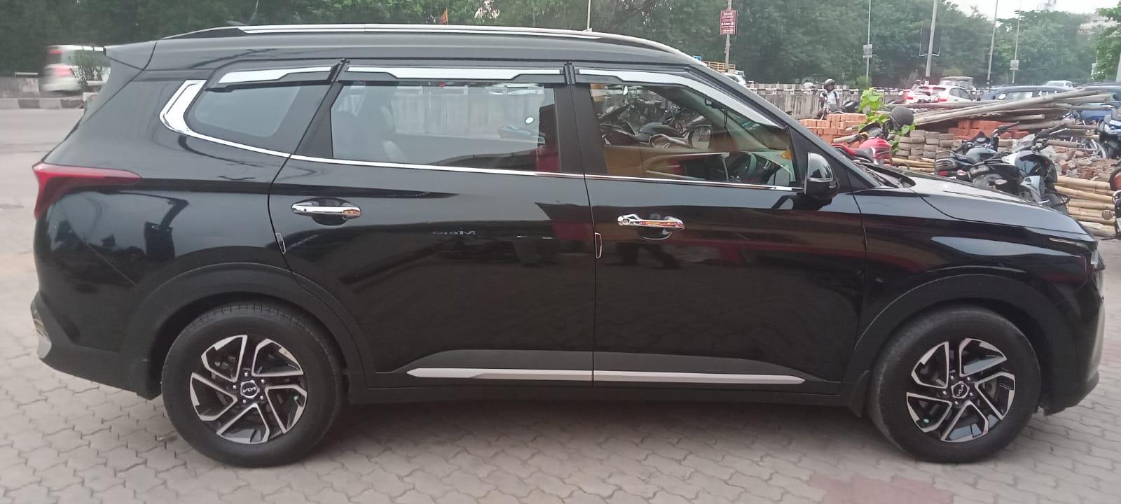 Kia Carens - View 2